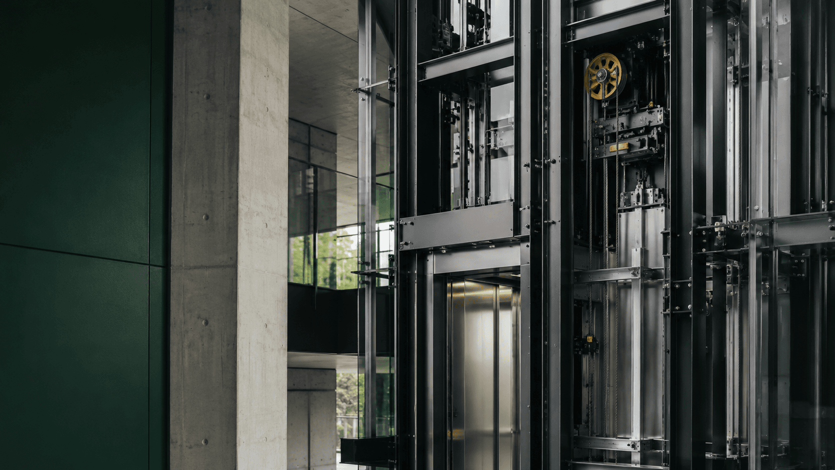 Liftkeuring, risicoanalyse en onderhoud: wat is verplicht?